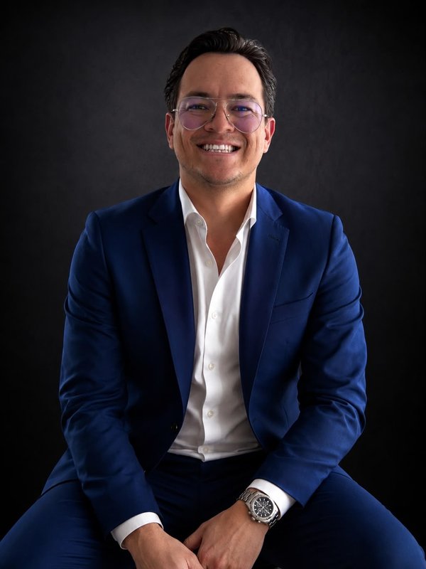 Pastor Byron Vargas
